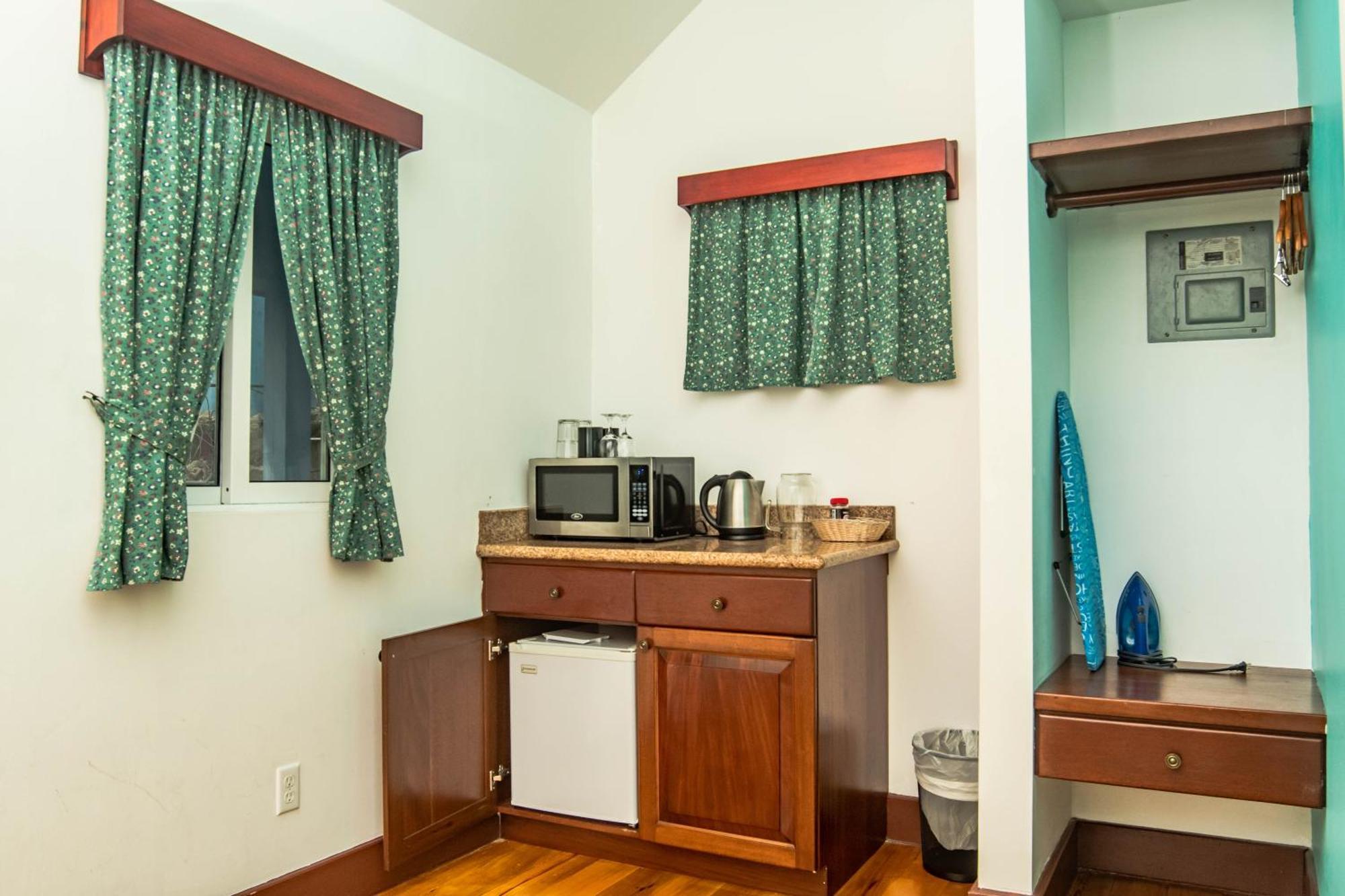 Harbour View Boutique Hotel & Yoga Retreat Belize City Zimmer foto