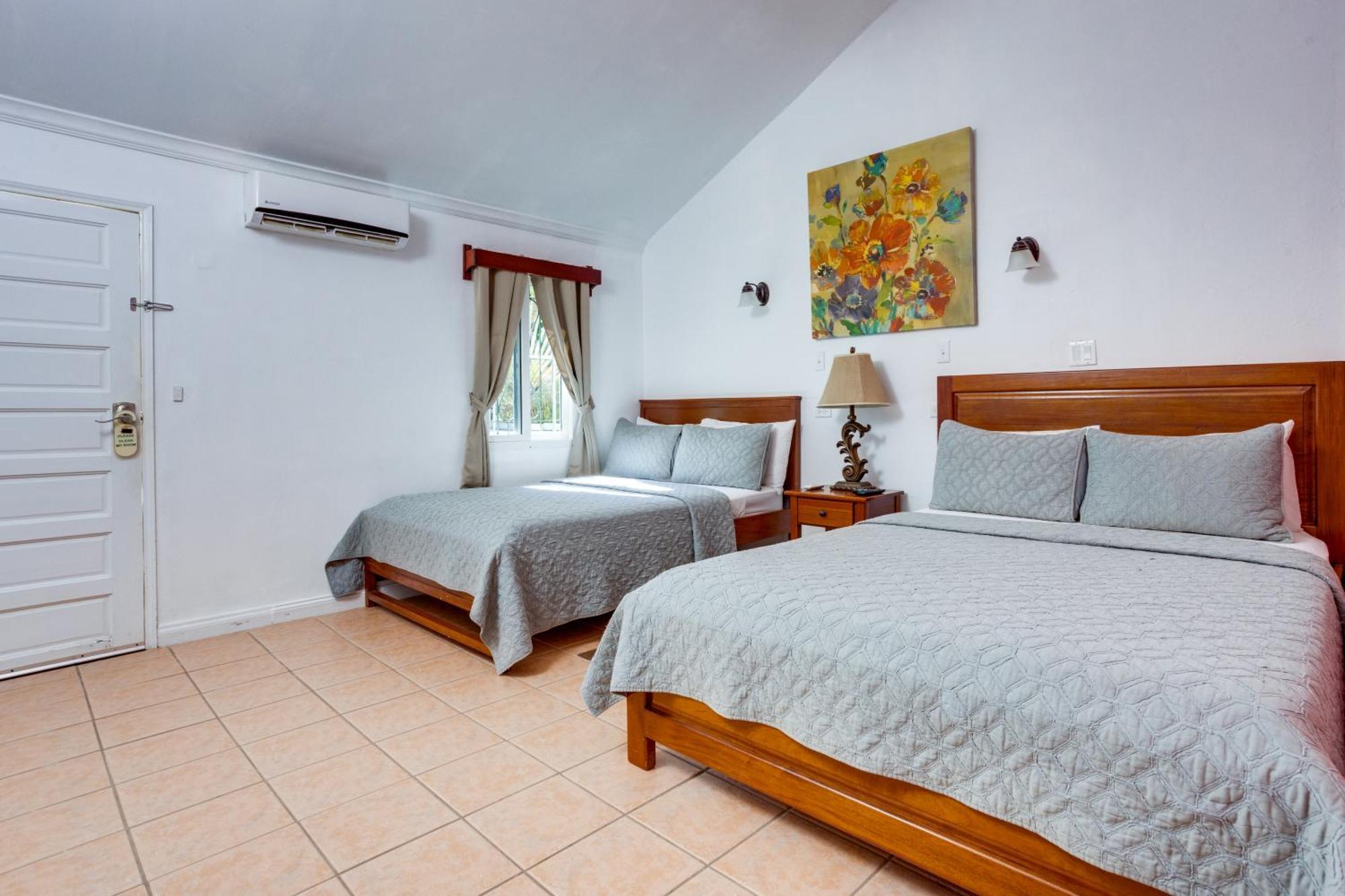 Harbour View Boutique Hotel & Yoga Retreat Belize City Exterior foto